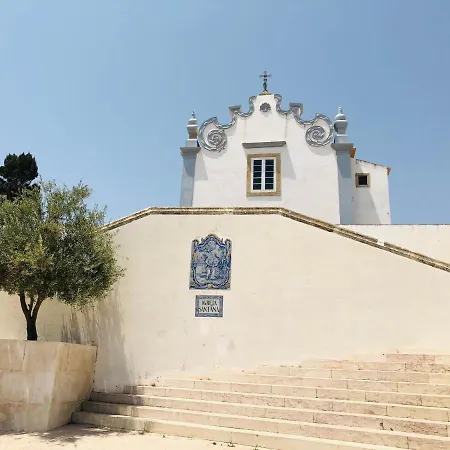 Deluxe In Old Town, 200m Walk To Beach, Pool Parking *